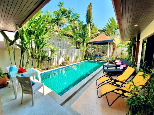 Tropical Private Pool Villa in Rawai