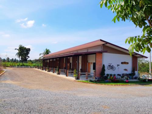 Tawan Village