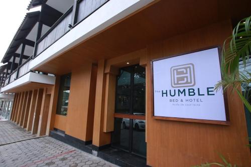 The Humble Bed & Hotel