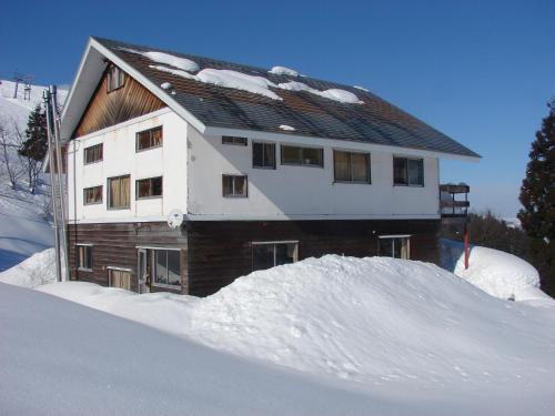 Sti Ski Lodge