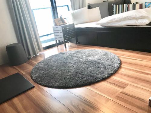 Local Hakata apartment 1003
