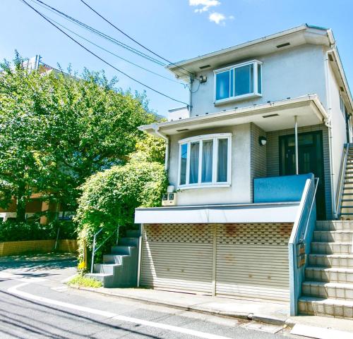 New Tokyo House Family Group Up To 6, 3 Bedroom