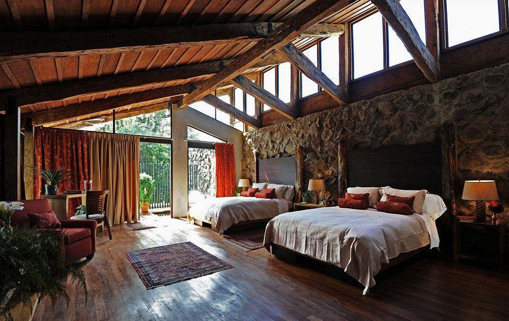 Poas Volcano Lodge