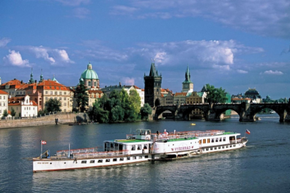 Prague Lunch Cruise - Ticket Only