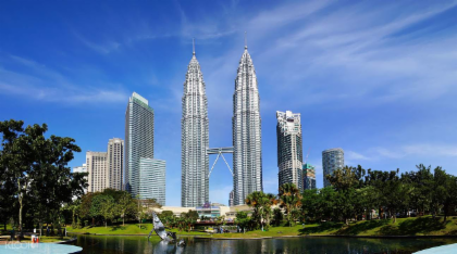 Petronas Twin Towers Admission + One Way Transfer