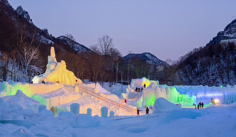 ทัวร์ญี่ปุ่น ฮอกไกโด ชมเทศกาลน้ำแข็งโซอุนเคียว