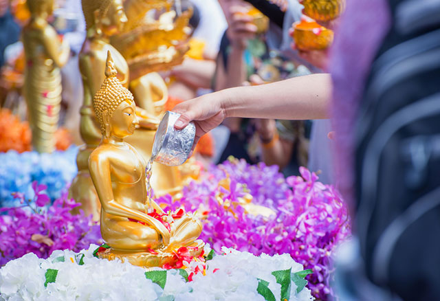 traveliGo-with-Songkran Festival